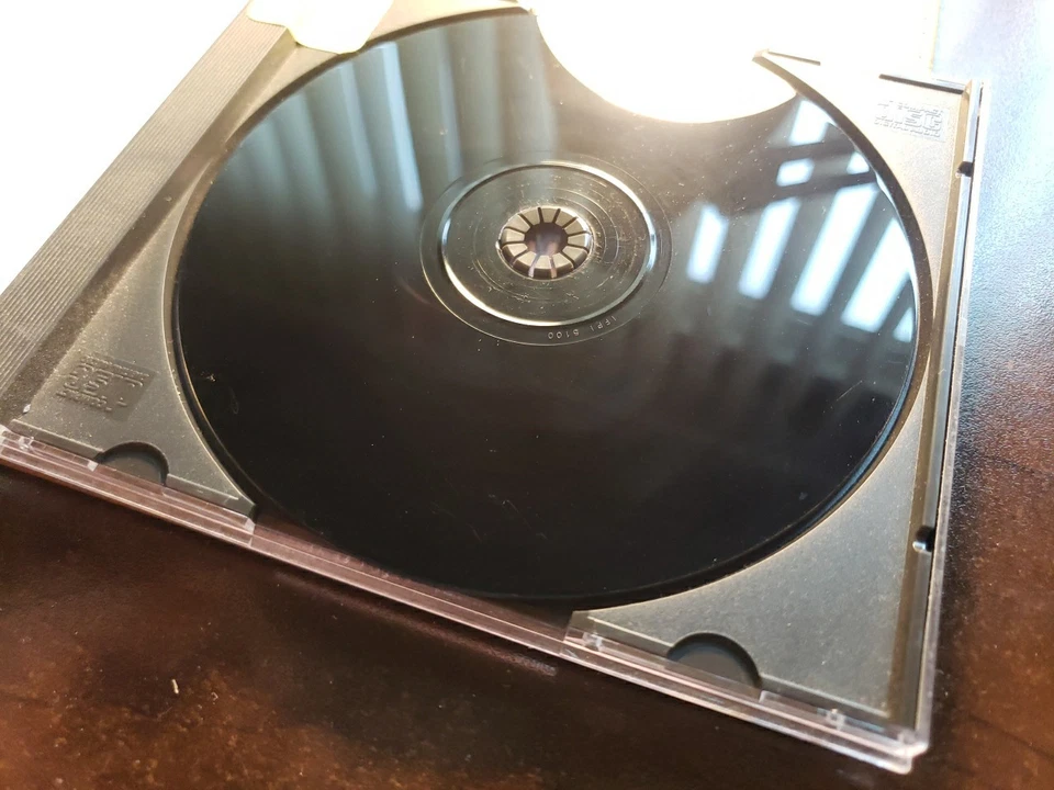 Dino Crisis Sony PlayStation  1 PS1 1999 Capcom Disk Only  - Image 3 of 4