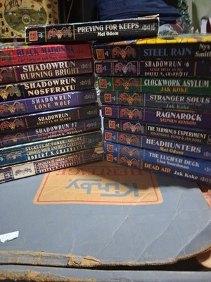 Shadowrun ROC Paperback Books LOT OF 18 VINTAGE