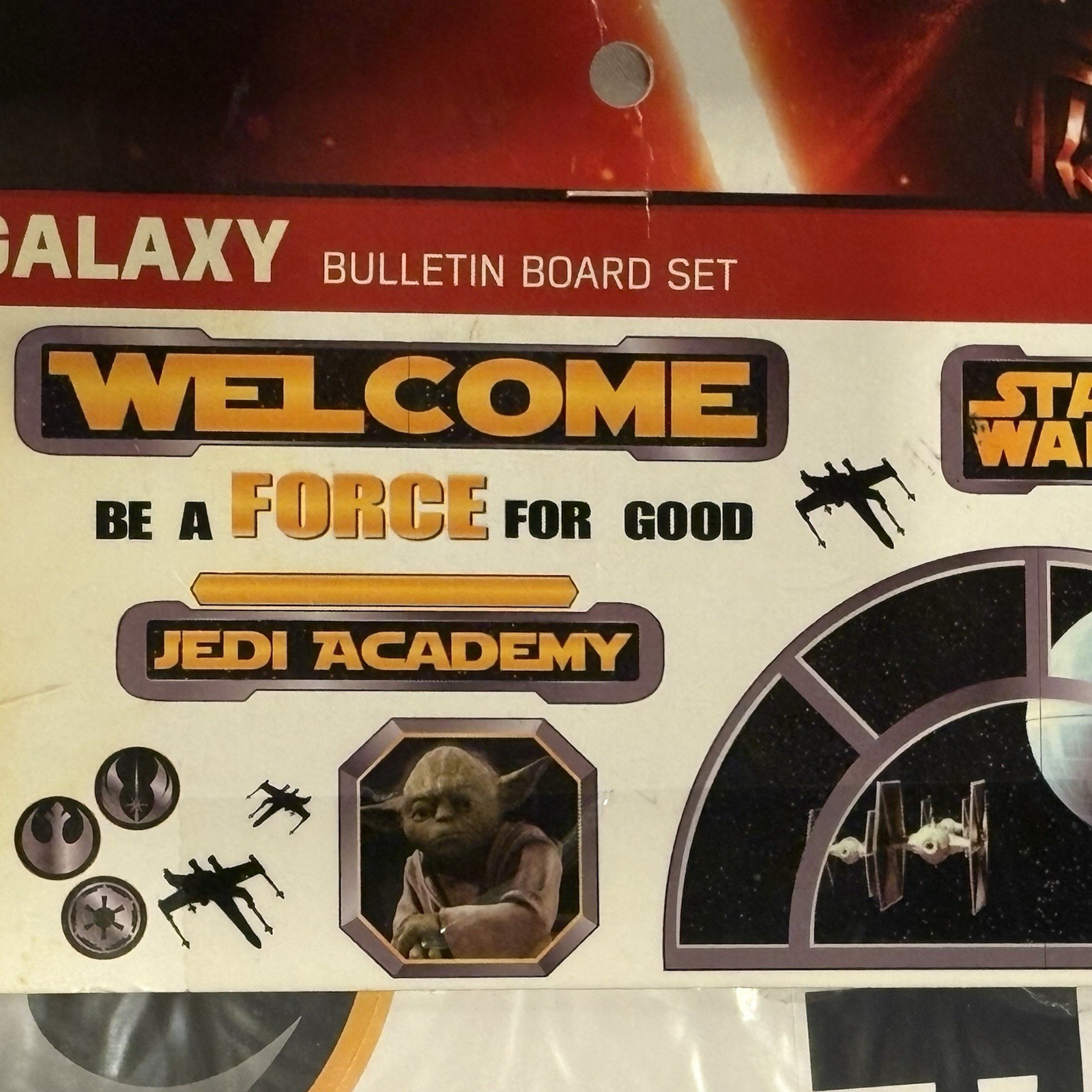 Star Wars Welcome To The Galaxy Bulletin Board Set Paper Magic / Eureka Retro