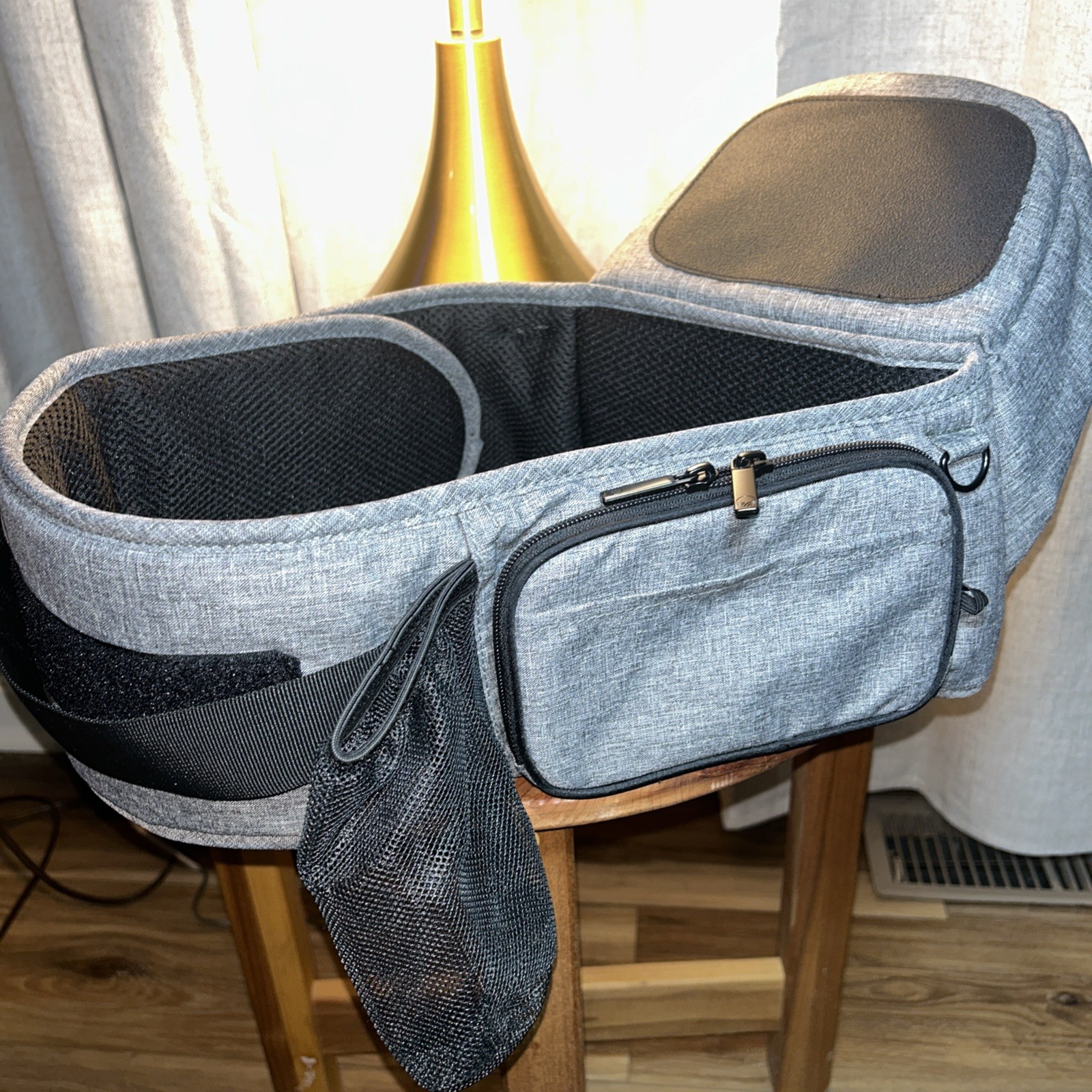 Tushbaby The Only Safety Certified Hip Seat Baby Carrier - Grey