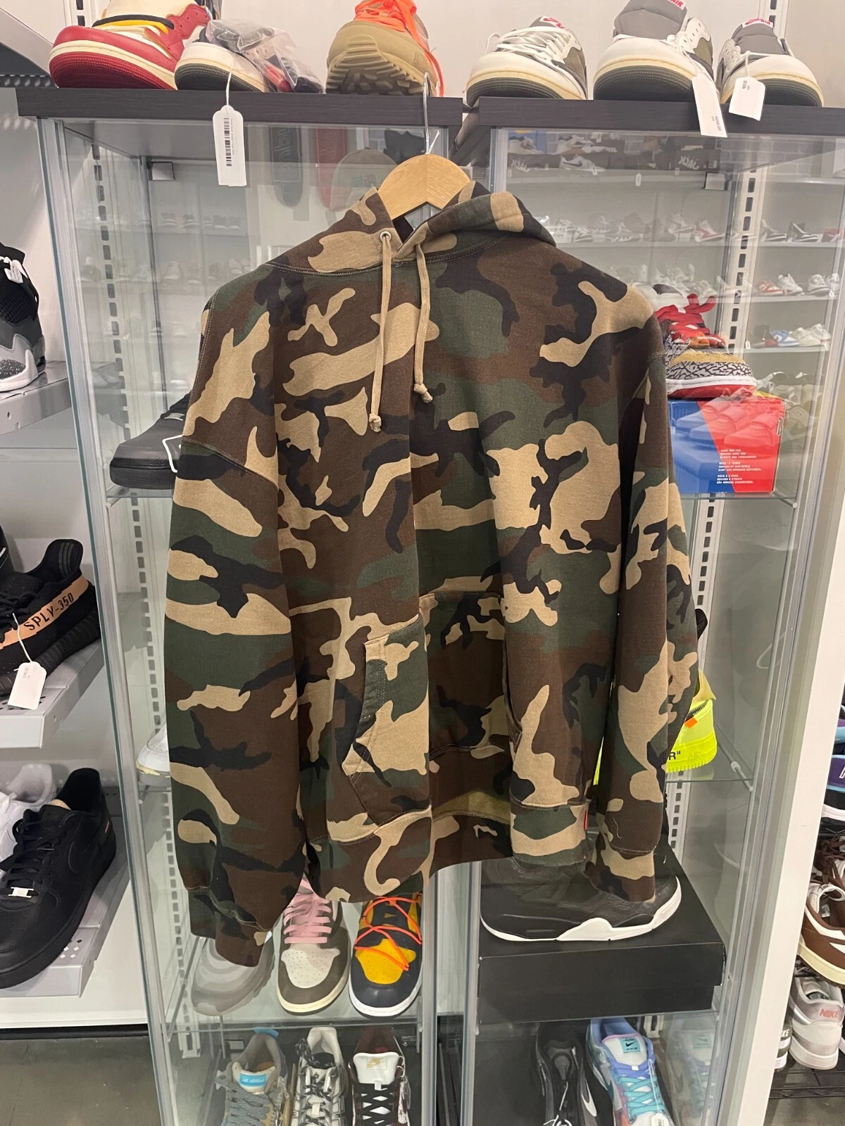 Sweat à capuche NEUF Supreme Team 94 camouflage Woodland TAILLE L EXPÉDITION RAPIDE
