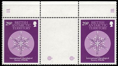 BRITISH ANTARCTICA 135 (SG153) - Glaciology ''Snowflake'' (pa52276) Gutter Pair
