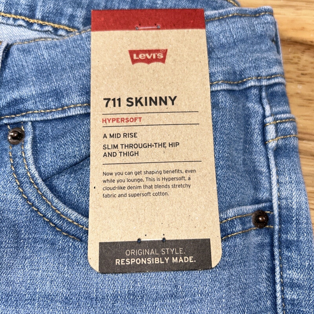 Levi's Women's 711 Skinny Jeans Color New Sheriff Med Wash Levi's Women's 711 Skinny Jeans Color New Sheriff Med Wash