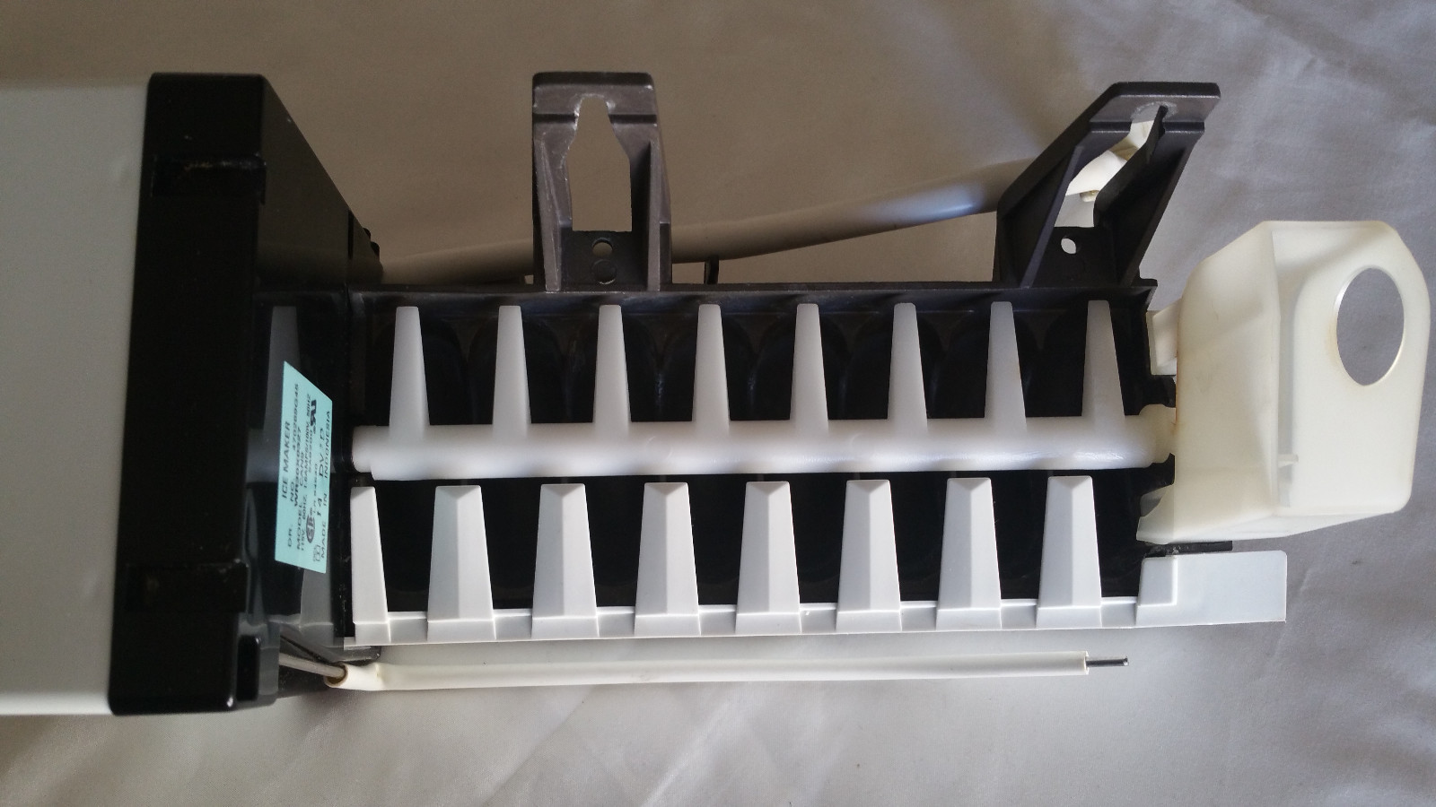 OLD Style GE 8 Cube Ice Maker WR30X10093 (WR30X10044, WR30X10061