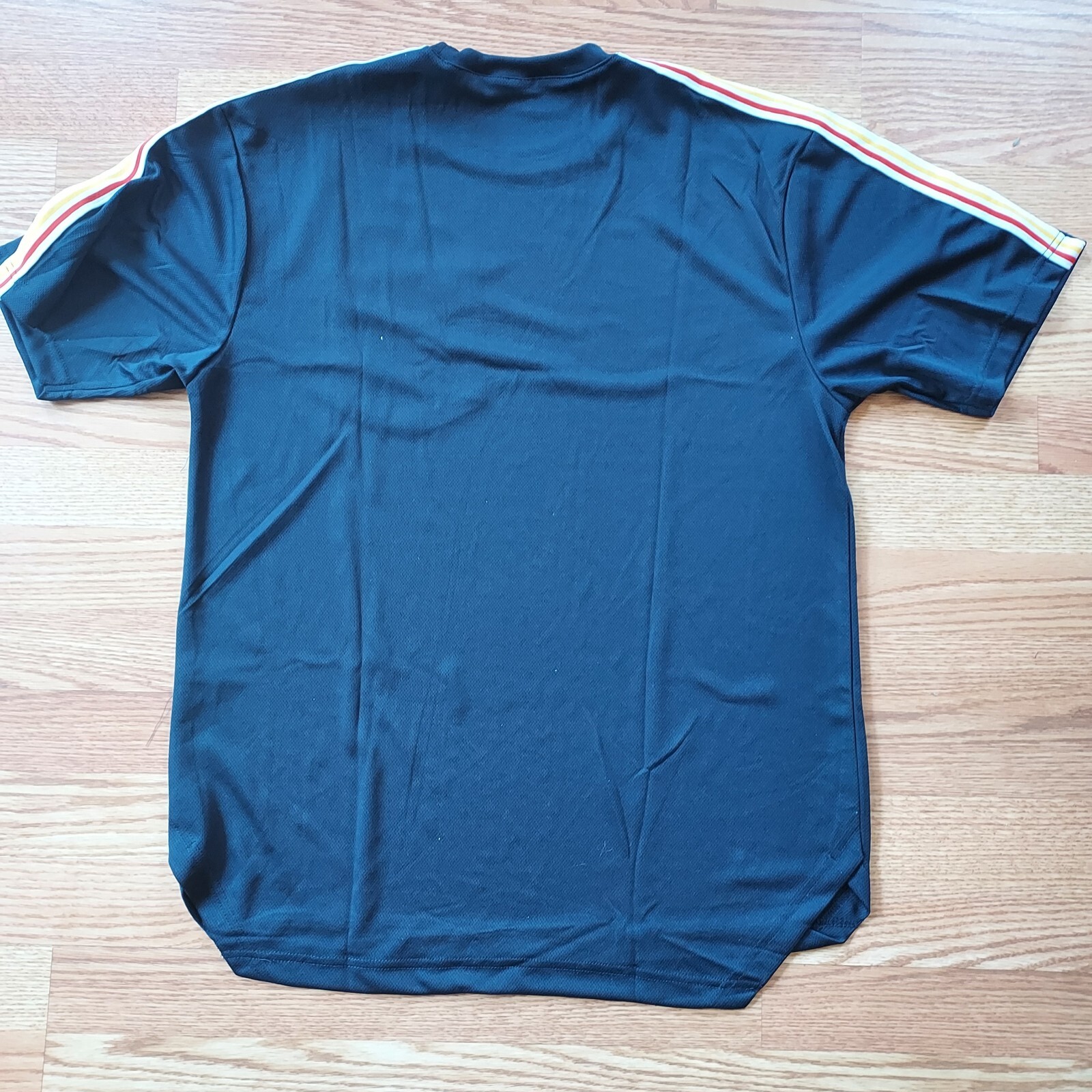 Picture 2 of 3