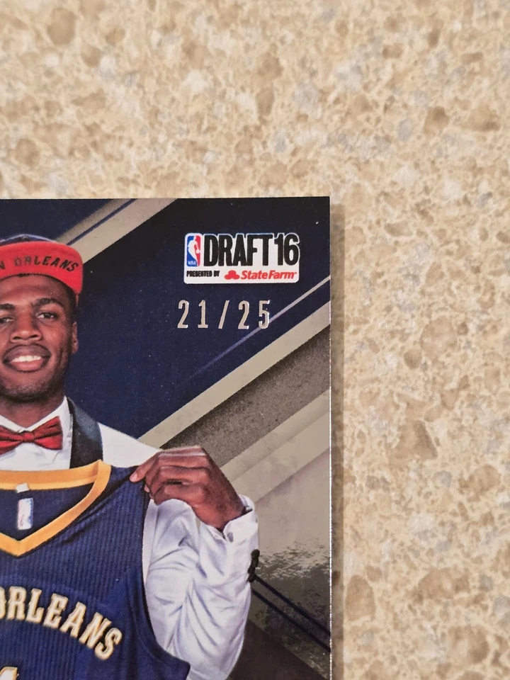 Absolute Draft Day Ink 2016/25 Buddy Hield #5B Rookie Auto RC Foto 4 de 4