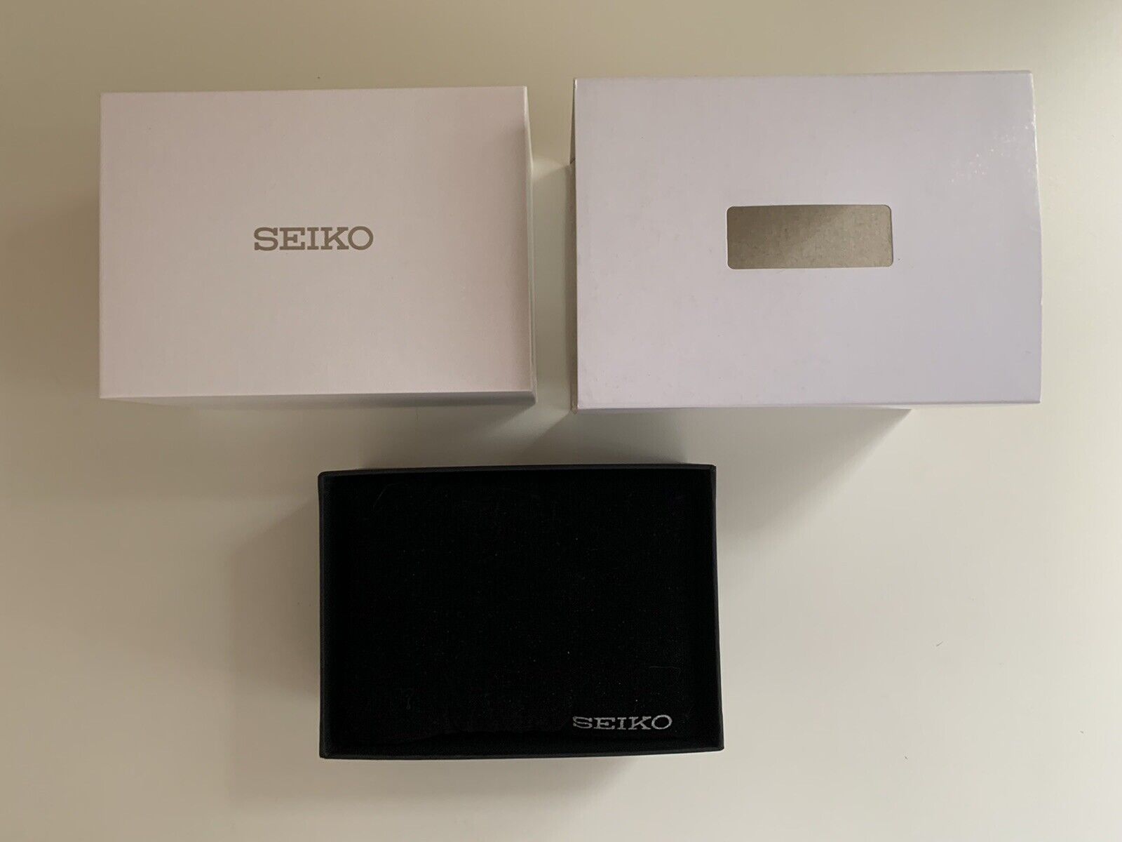 Brand New Seiko “ Empty” White Max 84% OFF Gift Box Denver Mall Black Watch