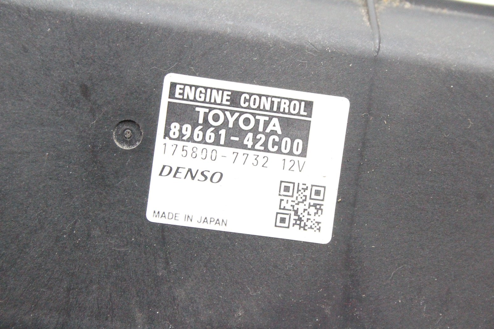 TOYOTA RAV4 Engine Control Unit ECU 89661-42C00 175800-7732 | eBay 
