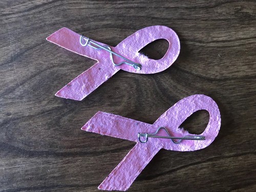 Set Of 2 Breast Cancer Awareness Pink Ribbon Plantable Pin Pendant - Picture 3 of 3