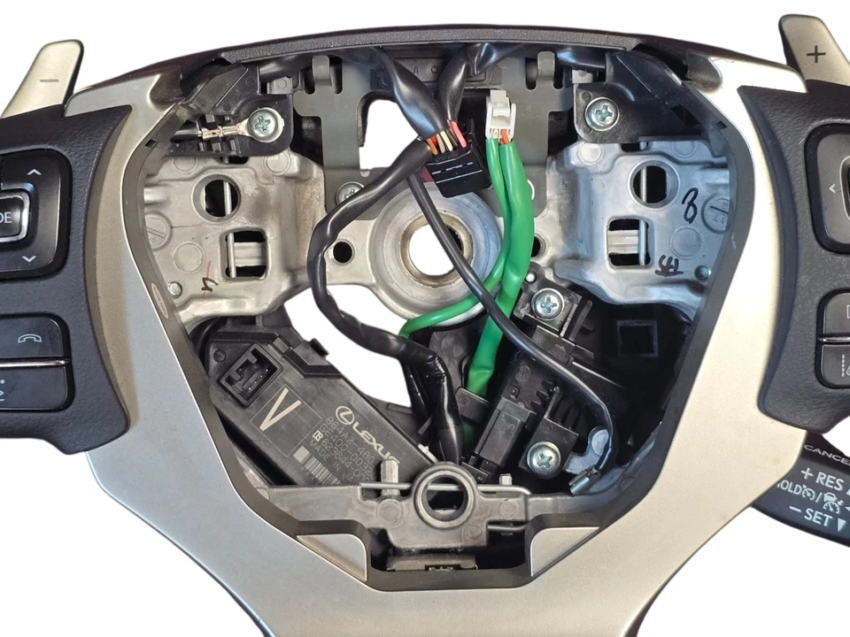 Conjunto de volante deportivo Lexus IS IS200 IS250 IS300 IS350 F 2017-2020 FABRICANTE DE EQUIPOS ORIGINALES Foto 3 de 4