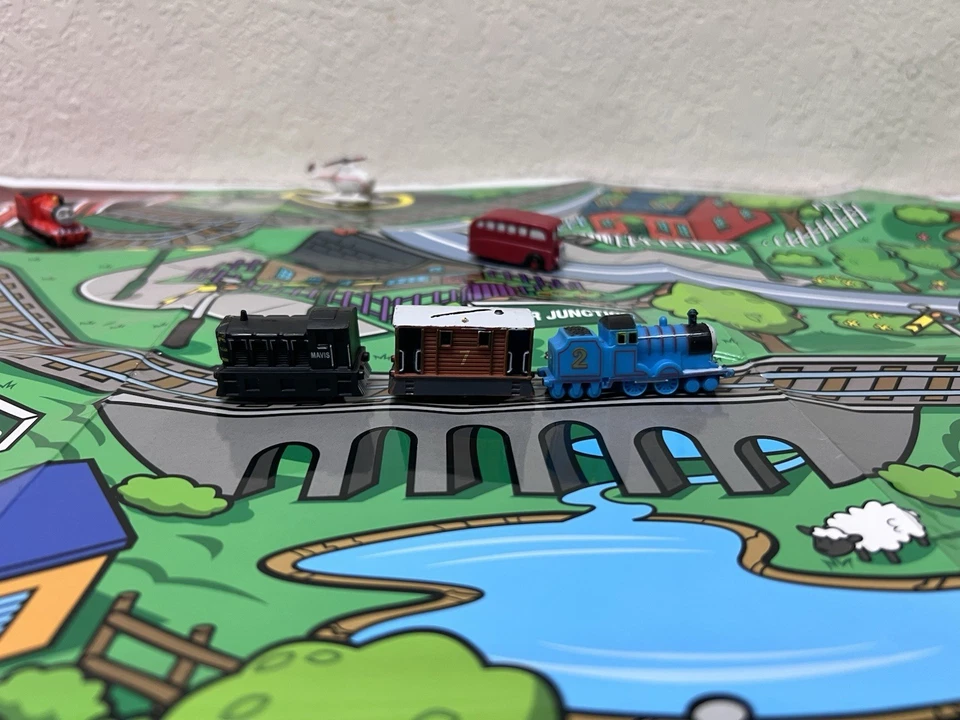 VTech Thomas Train And Friends Learn Explore Educational Laptop & Adventure Book - Image 3 of 4