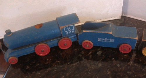 Vintage Wooden Rock Island IL Strombecker Collectible Wood 1940s Train Car Set - Picture 2 of 19