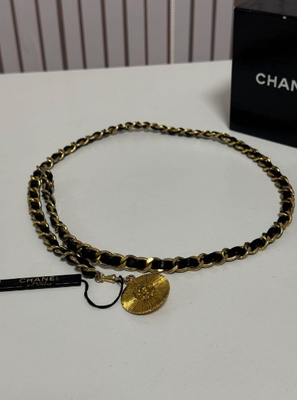 Vintage CHANEL Circa1982 Gold & Black Chain Belt CC  display picture 1