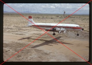 V37 35mm Kodachrome Aircraft Slide T&G Douglas DC 7B N4887C TANKER 33 '90