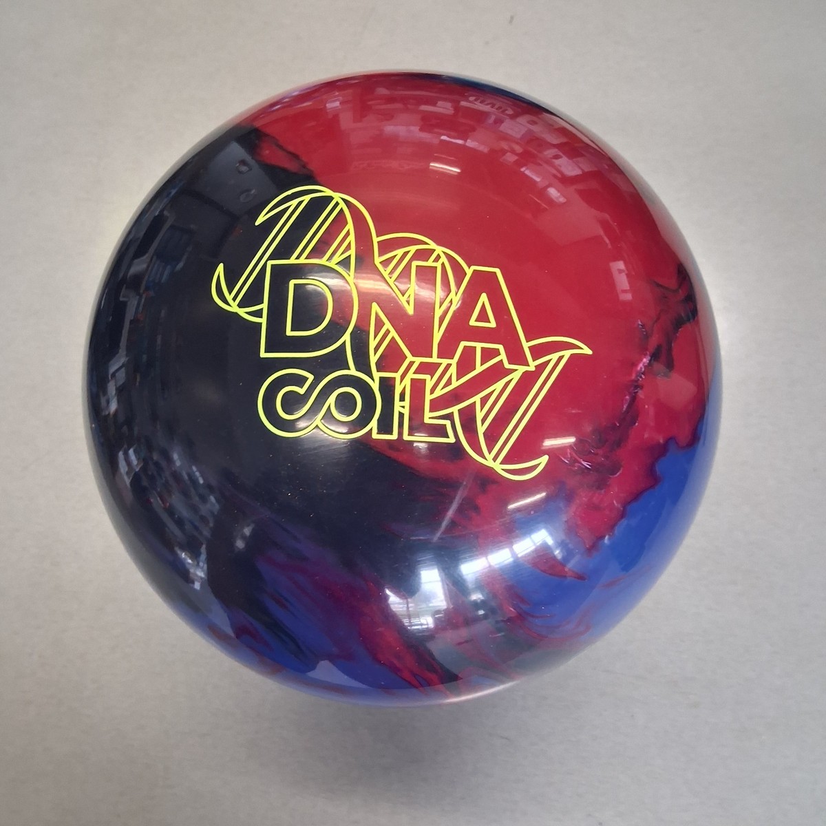 ボール Storm DNA Coil II 15P Storm DNA Coil Bowling Ball Review | Bowling This Month