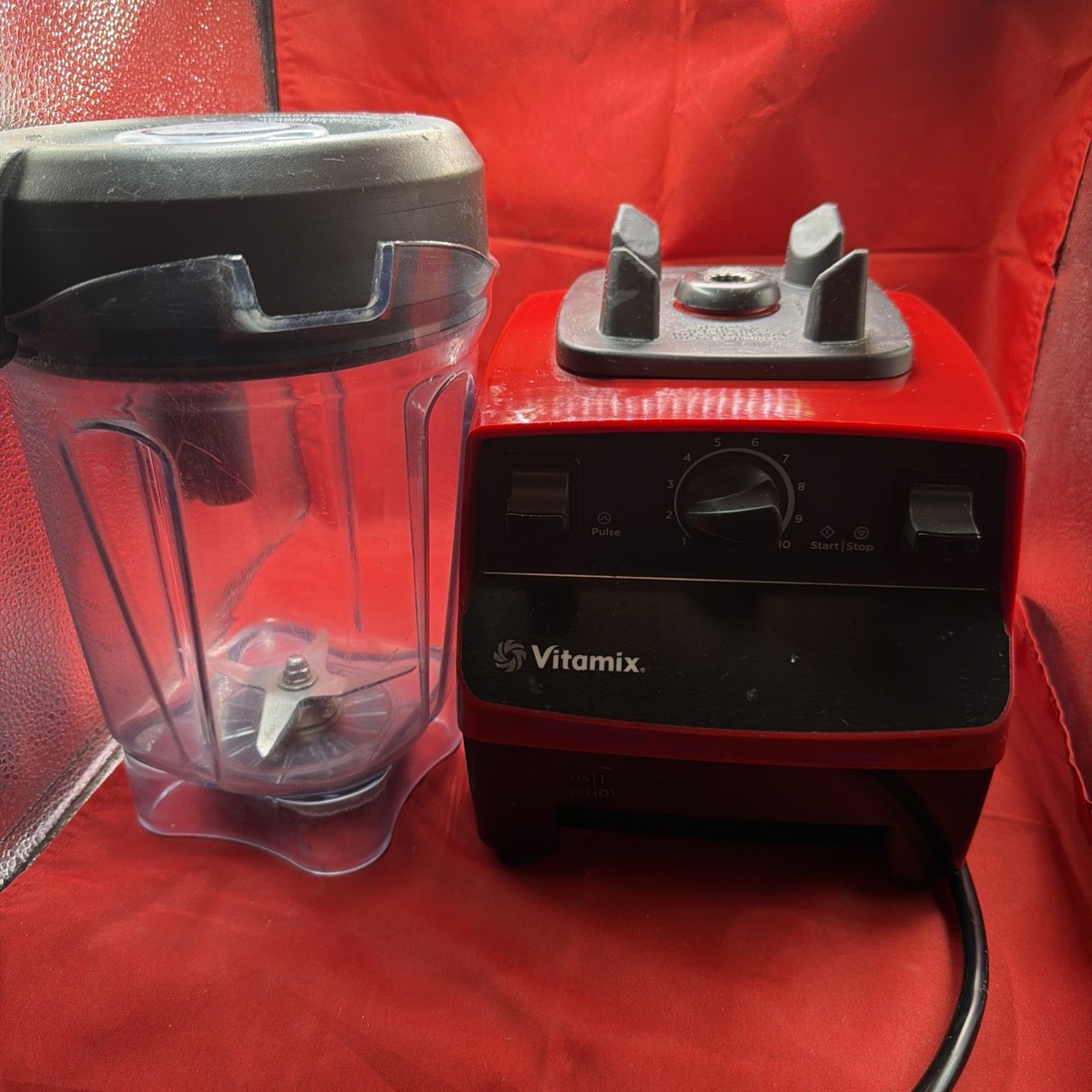 Vitamix VM0102D 5300 64oz. Countertop Blender - Red for sale