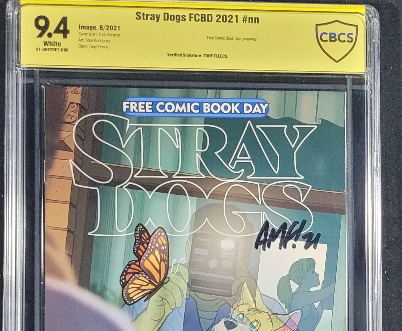 Loading In Image Image Comics Stray Dogs FCBD 2021 #nn CBCS 9.4 Signed by Tony Fleecs | eBay