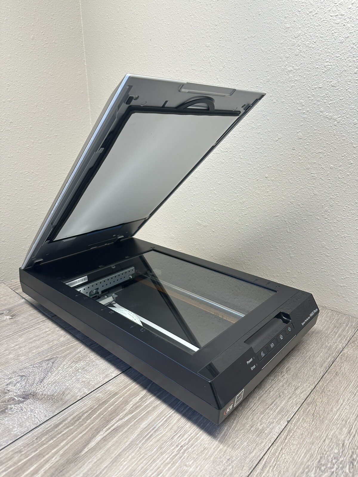 Epson Perfection V600 Photo Scanner J252A With Power Cord & USBTested