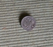 KuK - Münzbrosche aus 1/4 FL ( Gulden )  1858 in Silber - mit Verschluss.