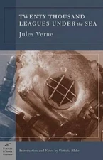 Twenty Thousand Leagues Under the Sea (Barnes & Noble Classics) - GOOD