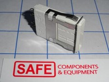 Honeywell AML45-RWF2RR RED-RED LED Annunciator Full Sreen Light White Bezl F46-5