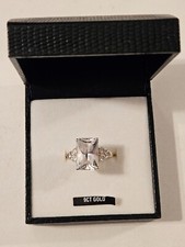 9CT YELLOW GOLD & SILVER DIAMOND (ZIRCON) LADIES CLUSTER RING ~ size O