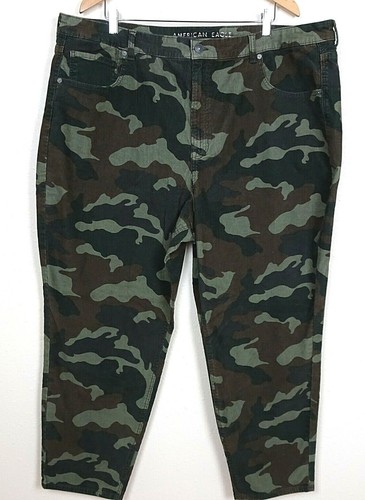 American Eagle Corduroy Camo Pants 