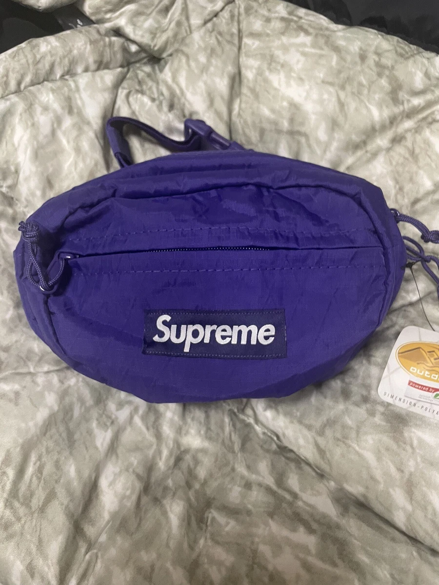 Supreme fw18 hotsell fanny pack
