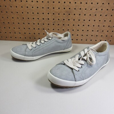 taos womens gray an white Star canvas sneakers 9.5 W EUC