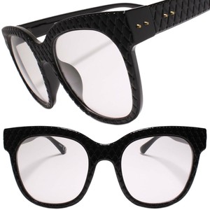 oversized black rimmed glasses