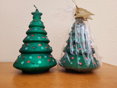 Pair of Pier 1 Imports Christmas Tree Candles 'Almost Vintage 2008' Deadstock