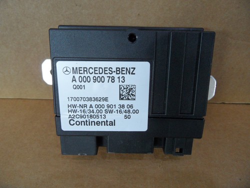 Mercedes C63 AMG W205 Steuergerät Steuerteil Benzinpumpe Kraftstoff 0009007813