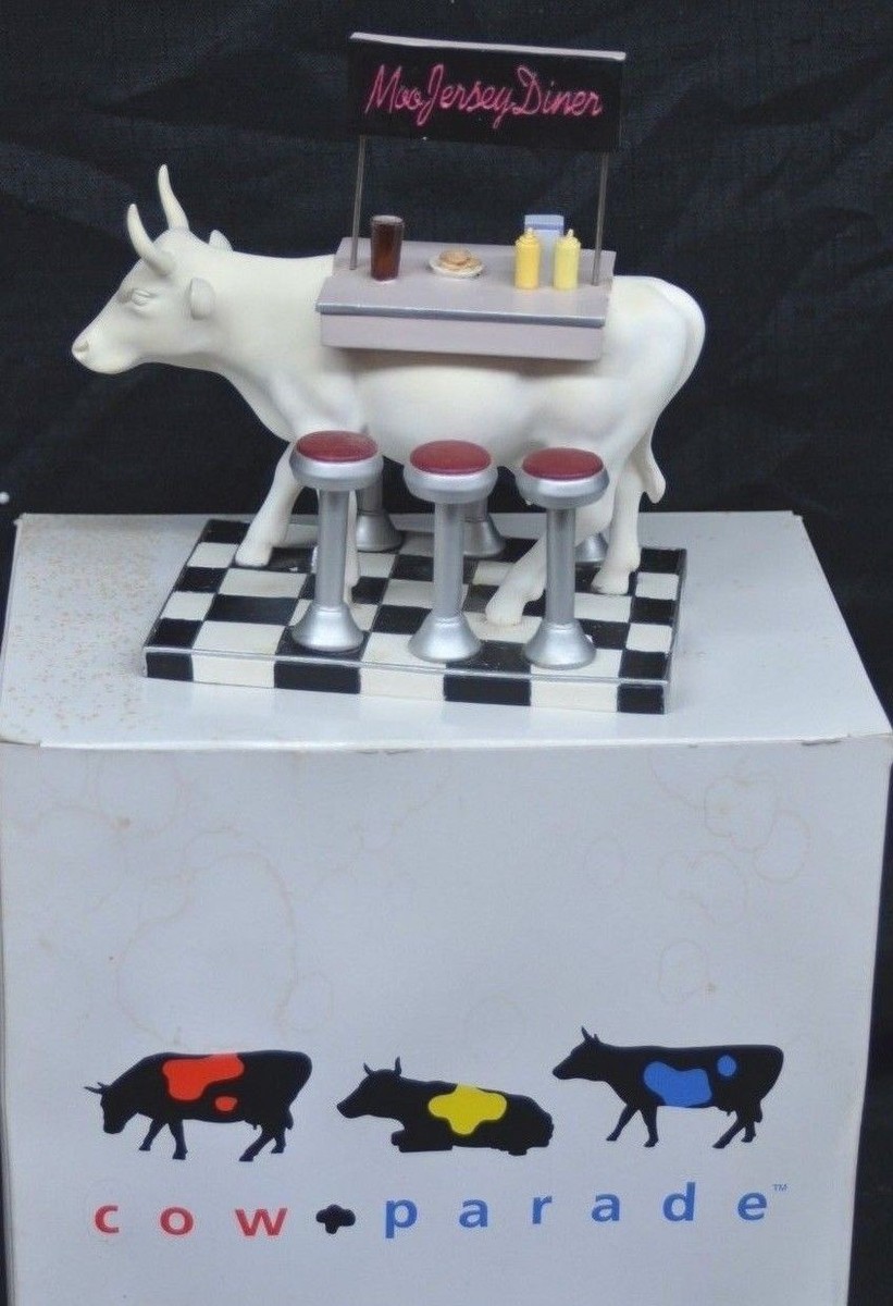 Cow Parade Westland #9136 Moo Jersey DIner w/ Box and