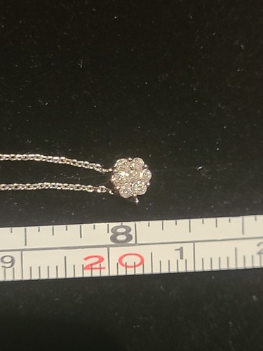 14k Gold Diamond Flower Necklace, 14k White Gold Diamond Cluster/solitair Neck. - Picture 4 of 22