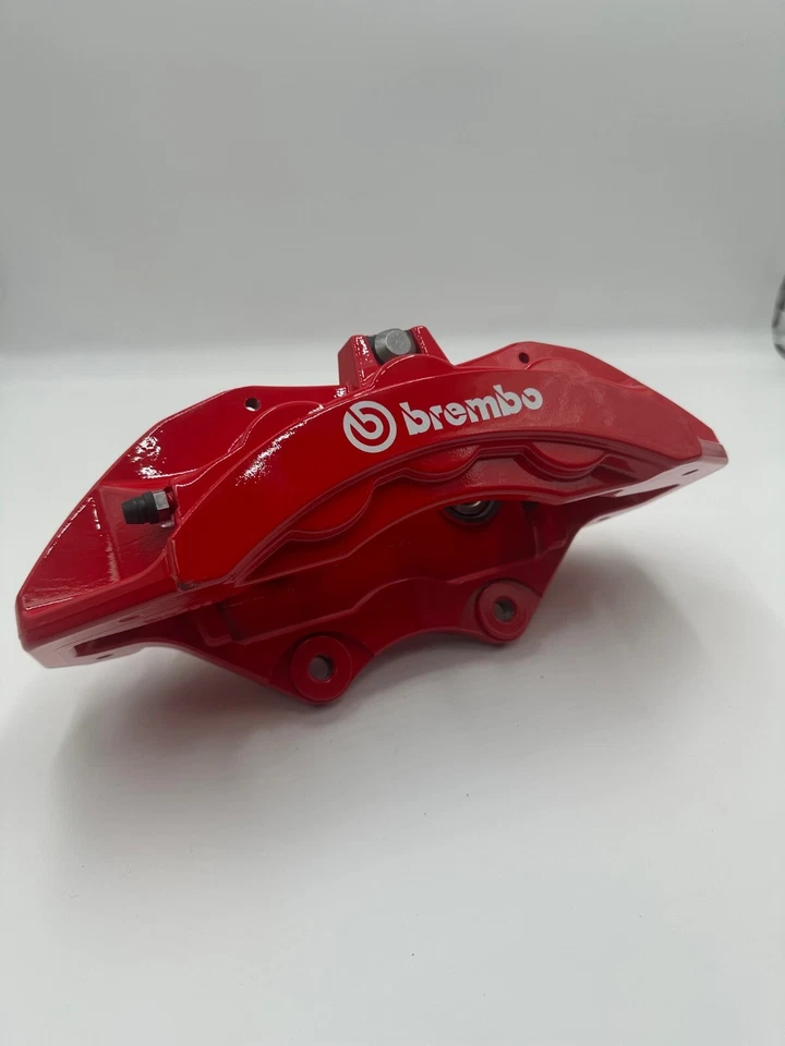 Chrysler 300 Challenger Cargador Rojo Brembo Delantero Derecho BR7 Pinza 6 Pistones Foto 4 de 4