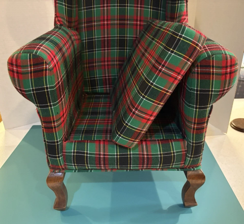 Трудно найти винтажный рождественский стул в клетку 1997 Dayton Hudson Santa Bear {One Flaw) - Изображение 3 из 4