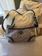 Coach Heritage Shoulder Bag w/Jaquard Logo, w/adjustable Strap, Key Charm F18924