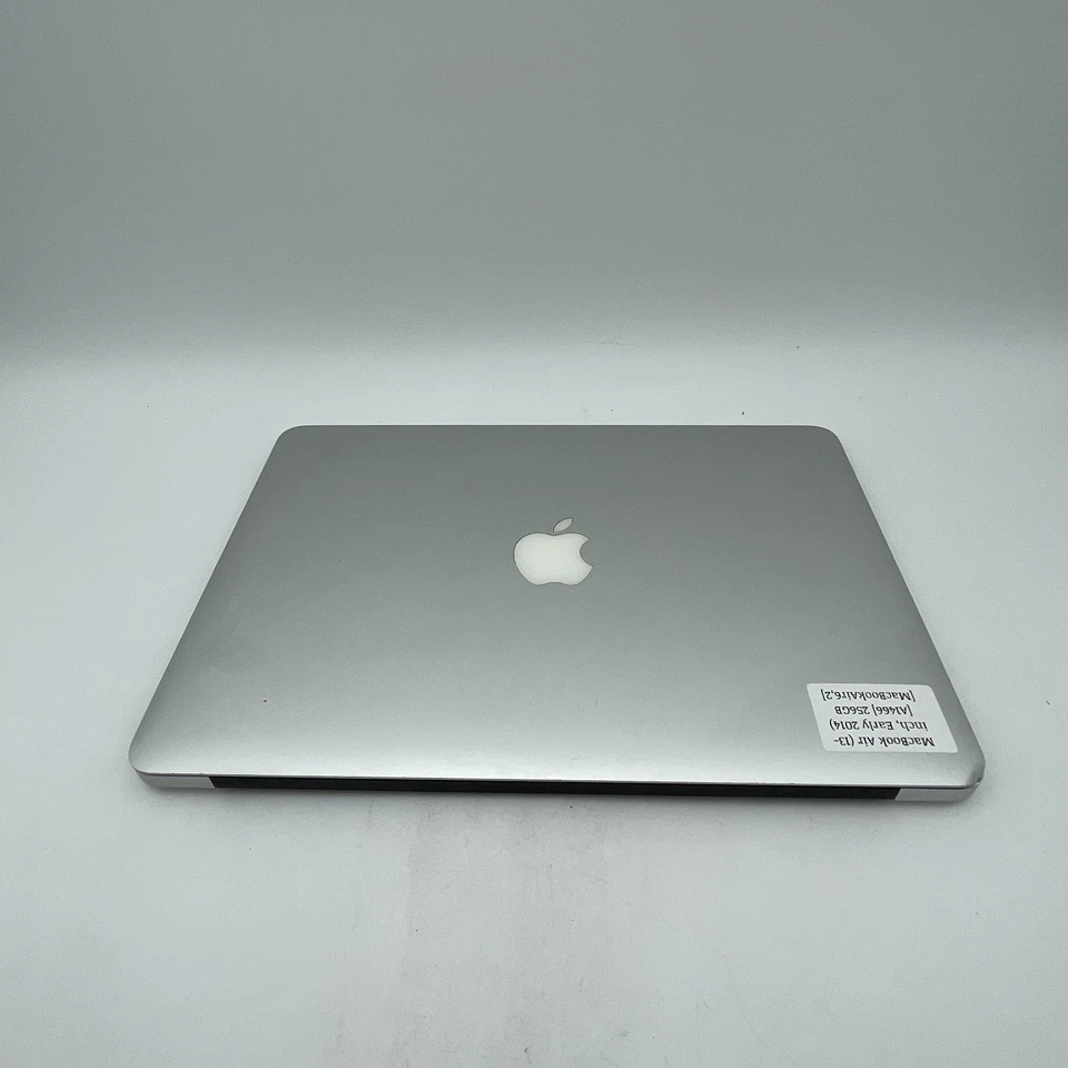 Apple MacBook Pro 13.3" Early 2014 4GB RAM 256GB Silver Mac OS - NOT TESTED READ - image 2 of 4