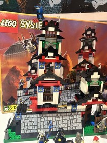 Lego 6093 Flying Ninja&rsquo;s fortress Japan castle incomplete