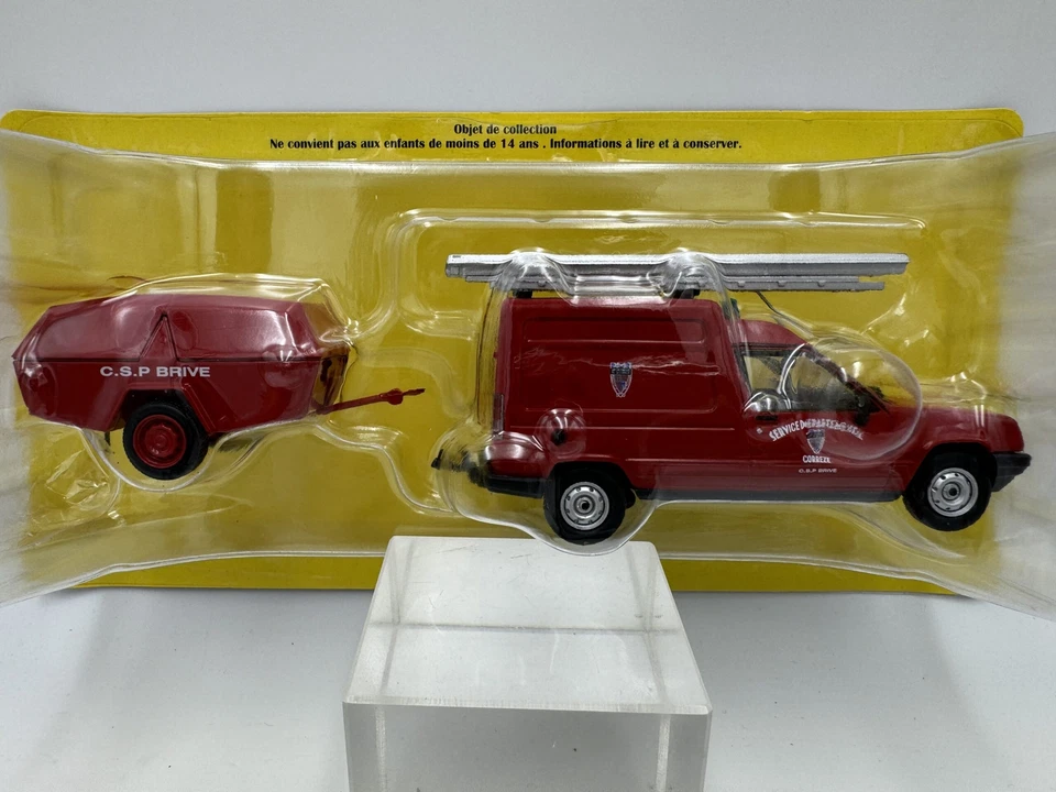 DIE CAST 1/43 " RENAULT EXPRESS ET MOTOPOMPE ( CORREZE ) " LEGERS POMPIERS - Immagine 2 di 2