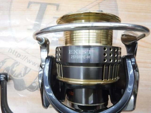 Daiwa 15 Exist 2510 RPE-H Spinning Reel flagship model working good condition