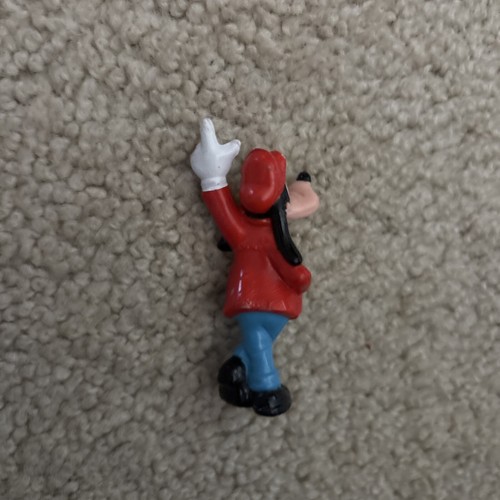 3" Vintage Disney Red Goofy Plastic Made In Hong Kong Figure - 第 2/5 張圖片