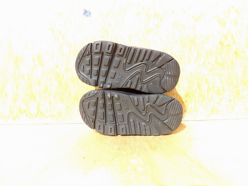 Size 6C NIke Air Max 90 LTR Kids Cross Training Sneakers- Black/Black - Picture 8 of 8