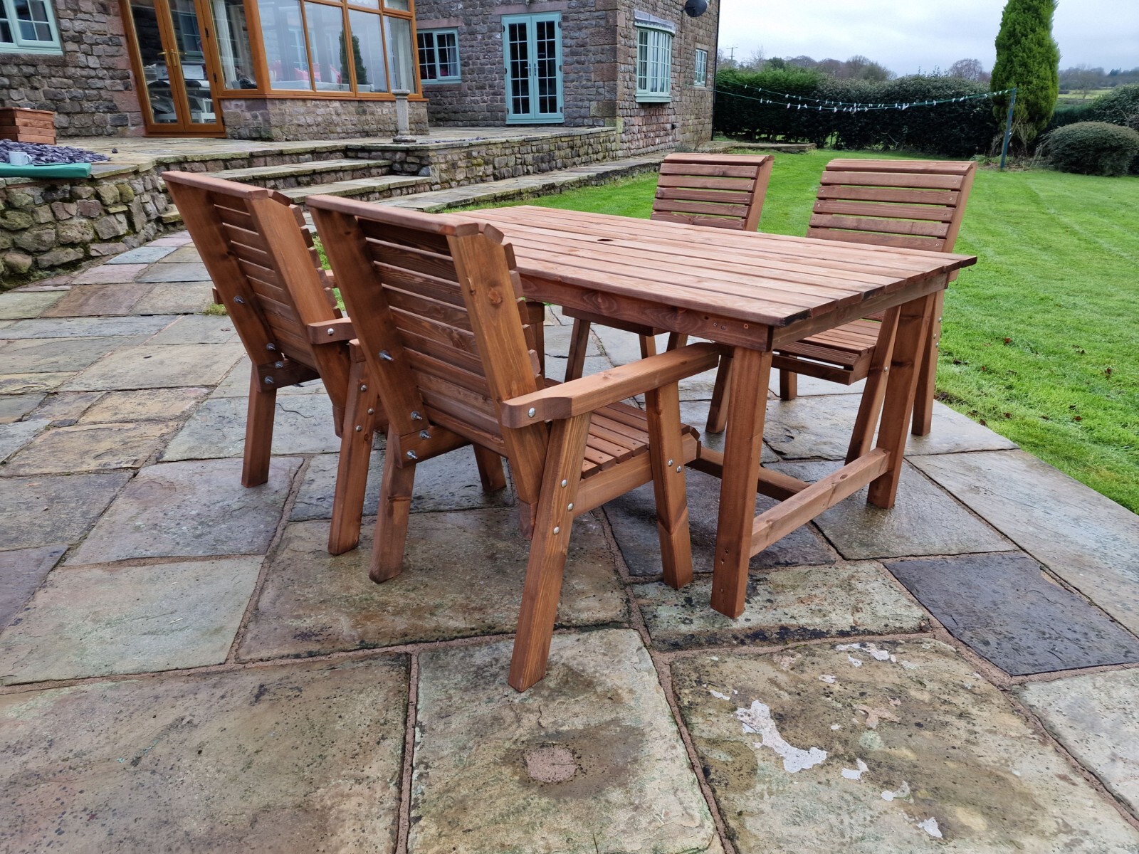 Wooden garden furniture Wooden garden table and chair set Solid Patio — free download