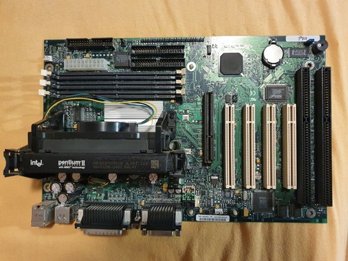Intel Mainboar Pentium II 2 Slot CPU SL2WZ PII 350MHz Yamaha XG sound - Picture 10 of 10