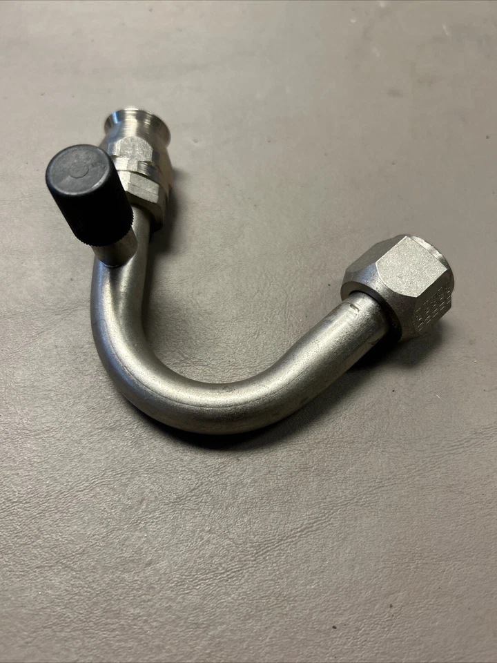 Aeroquip FCE1894 Ac Hose End 135 Degree Female O Ring #10 With Charge Port - Изображение 2 из 4