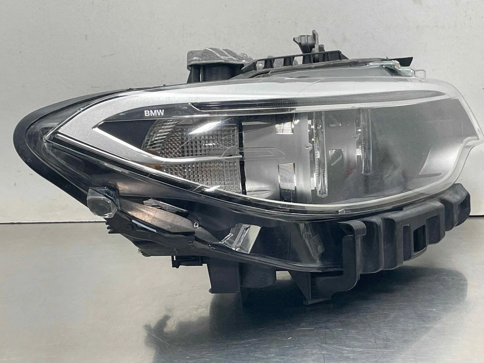 BMW M240i 2017 faro lámpara pasajero derecho xenón adaptable falta 3 soportes Foto 2 de 4