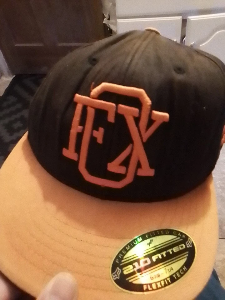 Sombrero de zorro usado pero estoy en buen estado con pegatina todavía en el billete Foto 3 de 4