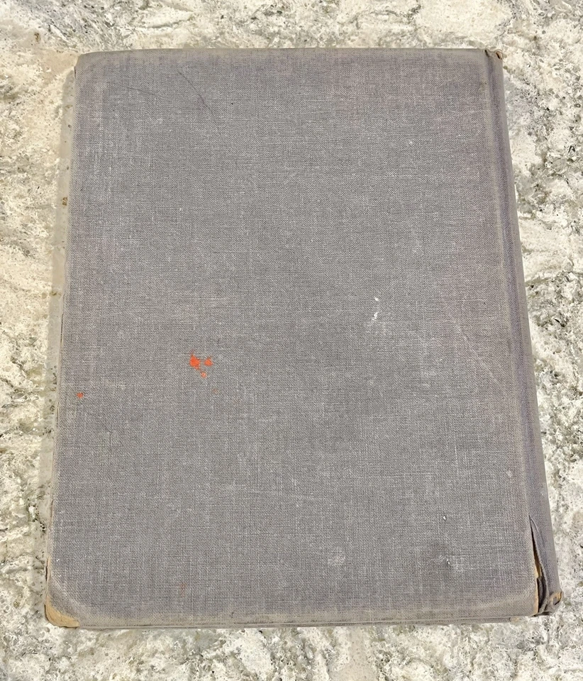 A Light In The Attic Shel Silverstein-1st Edition Copyright 1974 READ 🔽🔽 - Image 2 of 4