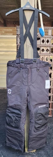Striker ICE Women Prism Fishing Pant with Sureflote Technology Size 10 Black